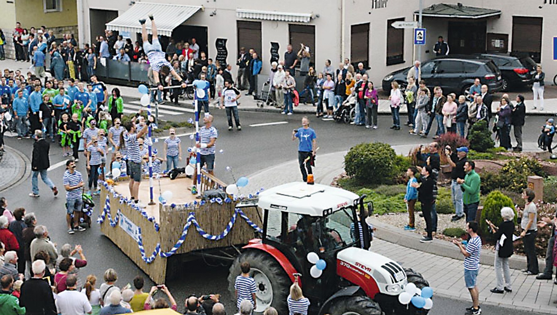 kunstturnen_festumzug15_turnvaterjahn1